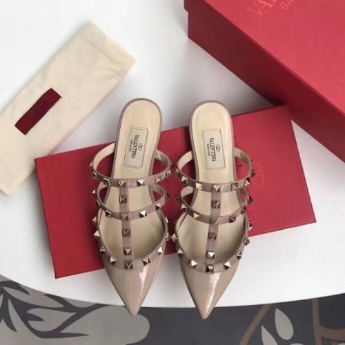 Valentino Flat 013